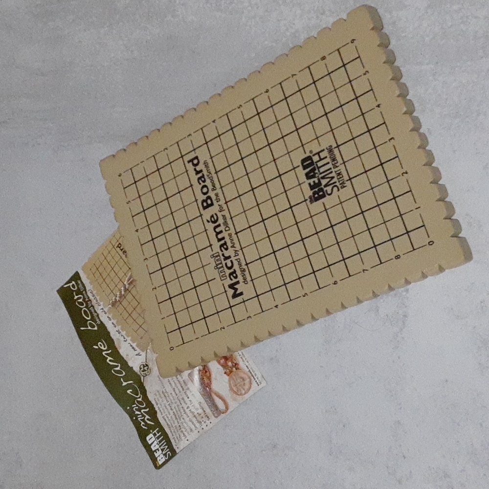 Beadsmith Mini Macrame Board